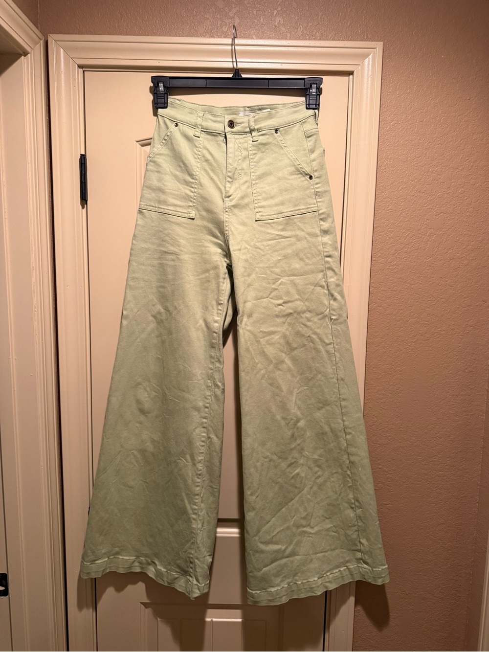 High-Waist Wide-Leg Jeans in Light Sage Green